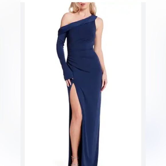 KATIE MAY Single Long Sleeve Mojave Gown Revolve Style KATR-WD370 XS NWT $270 - Picture 2 of 6